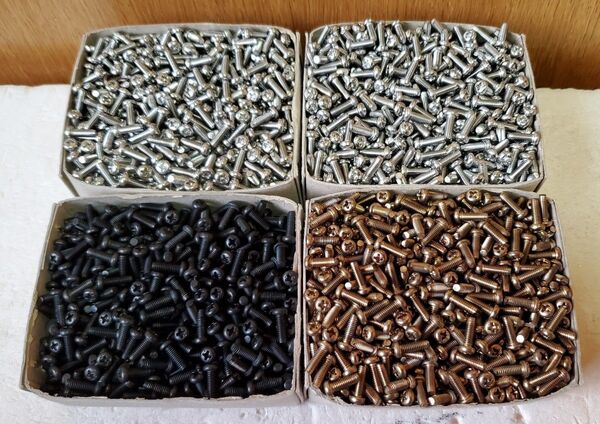 ステンレス ナベ小ネジ M4×12mm 3色 余剰品