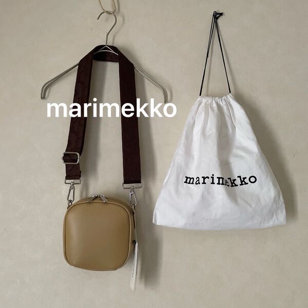 新品タグ付きmarimekko レザーショルダーバッグ本革マリメッコ