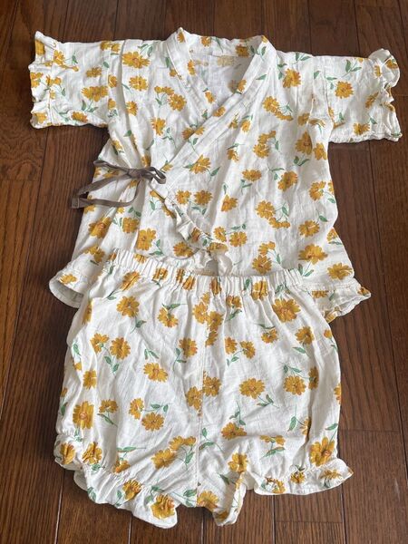 【美品】 ベビー甚平 花柄 デイジー 90