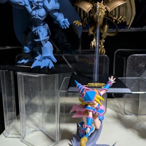 遊戯王デュエルモンスターズ オベリスクの巨神兵 ラーの翼神竜 ブラックマジシャンガール フィギュア