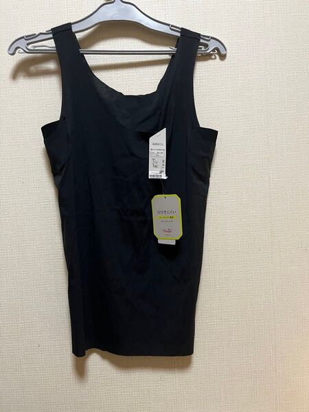 新品 トリンプ シームレスインナー タンクトップ LL 黒 吸水速乾