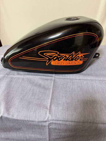 HARLEY-DAVIDSON SPORTSTER ガソリンタンク