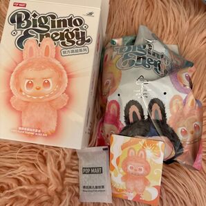 HAPPINESS★ラブブ labubu big into Energy HAPPINESS pop mart ポップマート