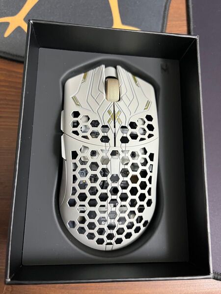 Finalmouse UltralightX ProphecyClix M ゲーミングマウス