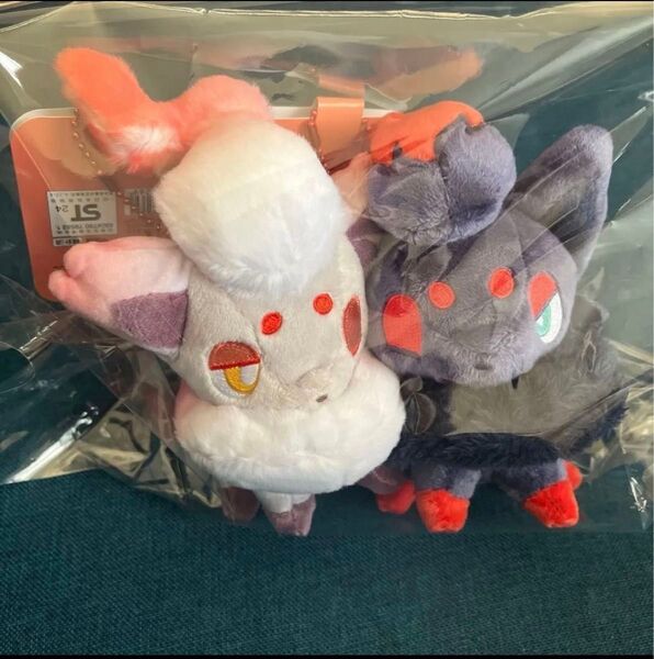 ポケモンセンター 磁石でくっつくペアマスコット にたものどうし ゾロア ヒスイゾロア ぬいぐるみ マスコット