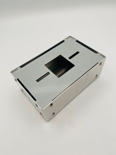 【新品・未使用】ミニ四駆ワーキングボックス【 汐見板金 ミニ四駆 プレート 作業 ステー 削り 穴明け 加工 】