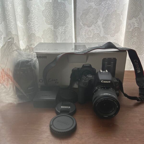 Canon EOS Kiss X9 デジタル一眼レフカメラ ブラック 美品