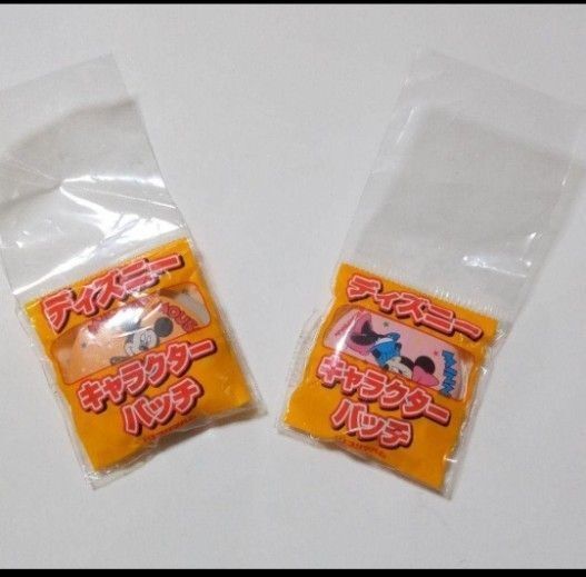 ディズニー ミッキーマウス ミニーマウス 缶バッジ 2個セット