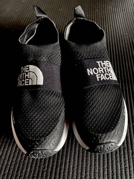 THE NORTH FACE ノースフェイス スニーカー 28cm ブラッククリーニング済み中敷きは、衛生上付属しません。