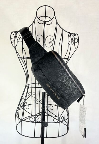 新品!【ARMANI EXCHANGE】アルマーニエクスイェンジ ボディバッグ ウエストバッグ ショルダーバッグ ブラック 肩掛け