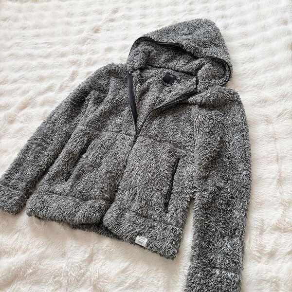 【AZUL by moussy】メンズ モコモコ パーカー グレー ジップアップ M
