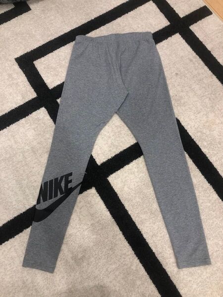 NIKE ナイキ スポーツレギンス M