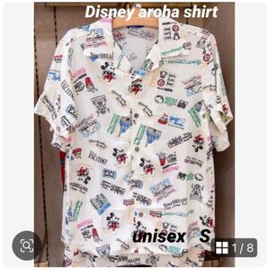 ★美品 正規品★ディズニー手書きイラスト風アロハシャツ 男女兼用S Tシャツ 半袖シャツ 開襟