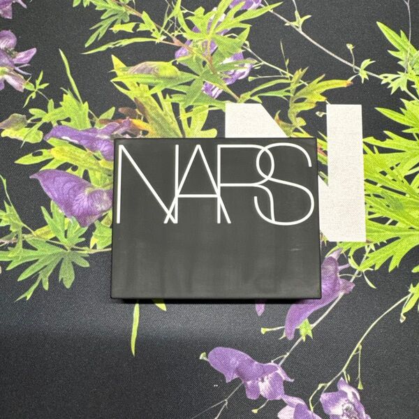 NARS ライトリフレクティングセッティングパウダープレスト 10g