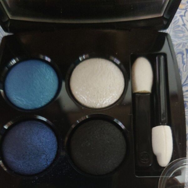 シャネル CHANEL レ キャトル オンブル #244 ティセジャズ アイシャドウ 39
