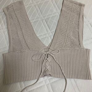 【美品】レースアップベスト ベージュ