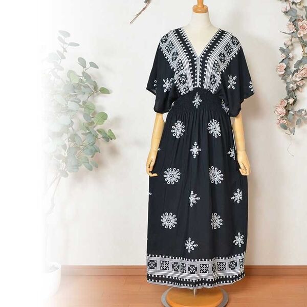 新品☆M〜L ボヘミアン刺繍風 フレア マキシ ワンピース 半袖 レディース 上品 きれいめ 夏/ブラック 黒/N82-239