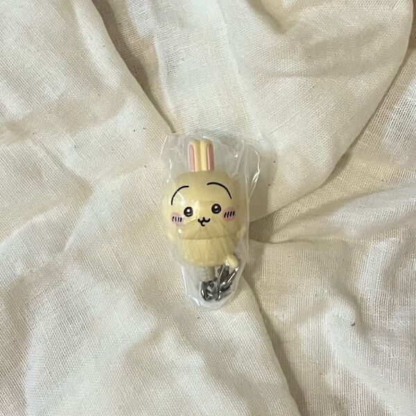 ちいかわ つまんでつなげてますこっと うさぎ