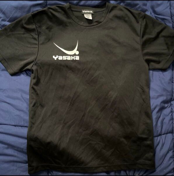 YASAKA Tシャツ ブラック ロゴ入り スポーツウェア