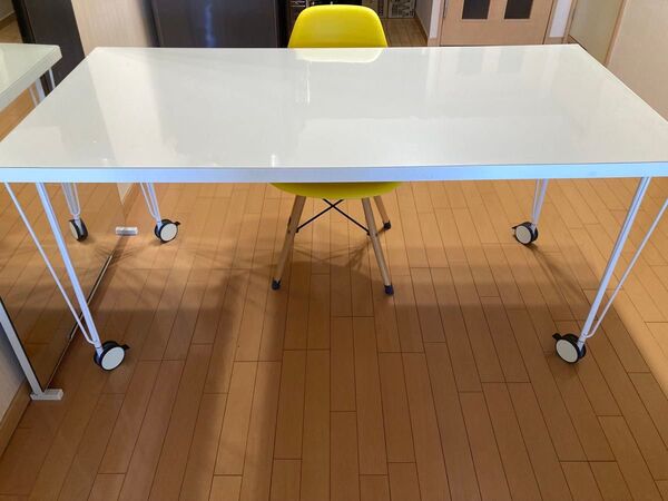 【美品】PCデスク テーブル ダイニングテーブル キャスター付き オーダーメイド高級クロス付き ホワイト
