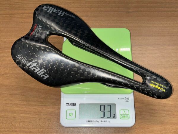 Selle Italia SLR BOOST テクノ スーパーフロー セライタリア 130mm フルカーボンサドル