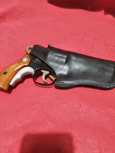 コクサイモデルガン、S&W.M194インチ、ホルスター付き、訳あり。