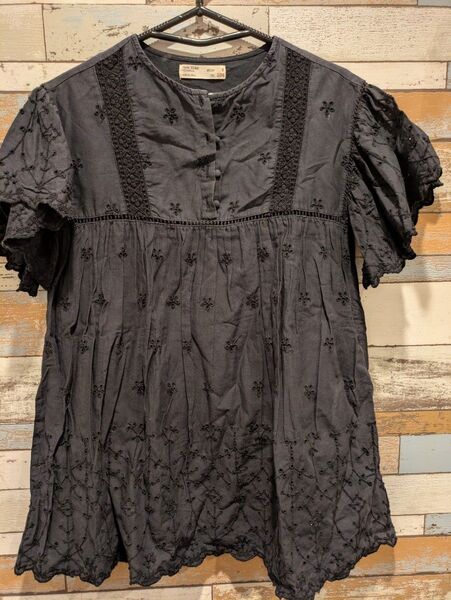ZARAキッズ 半袖カットソー ブラウス チュニック 130cm〜140cm