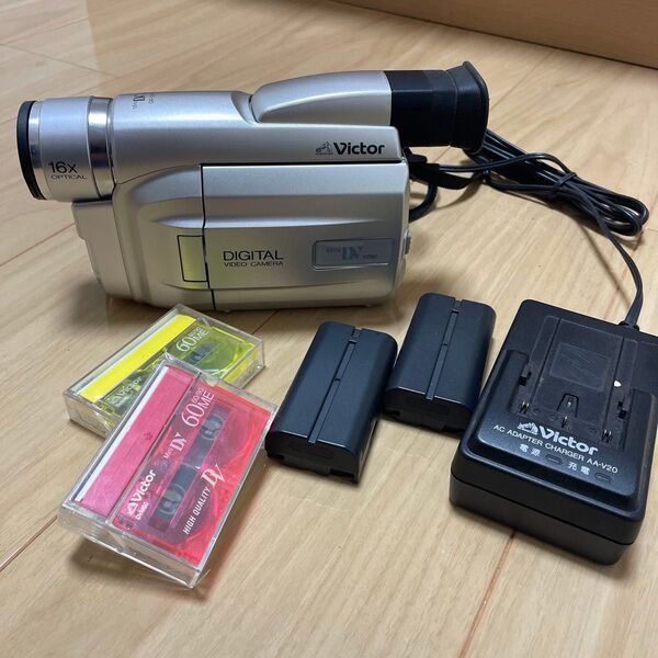 Victor ビクター mini DV デジタルビデオカメラ GR-DVF1 動作品
