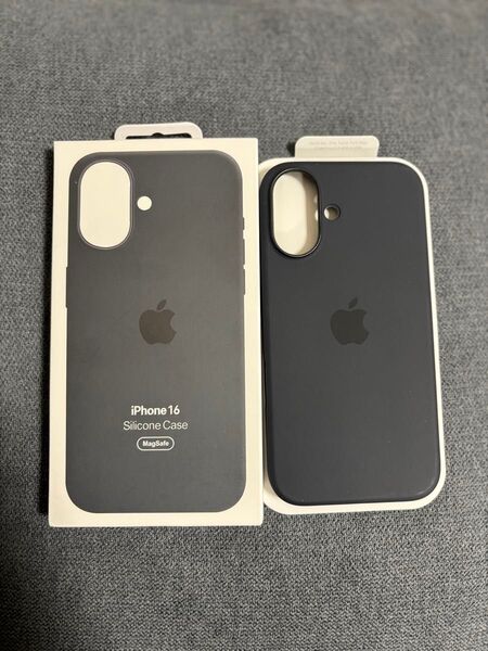シリコンケース iPhone16用 黒 ブラックアップル Apple