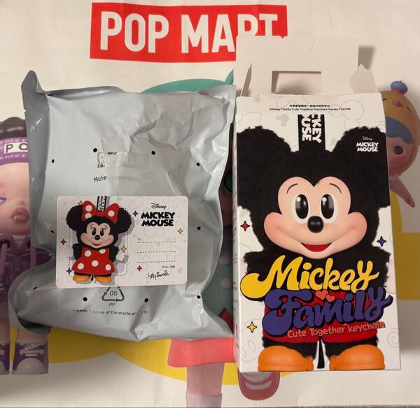 ポップマート POPMART DISNEY ミッキーファミリー キュートトゥギャザー ぬいぐるみキーチェーン ミニー