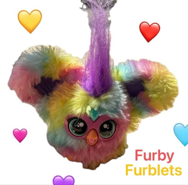 ファービー 電子ペット TOMY furby furblets カラフル ふわふわ 美品 子供人気 音 おもちゃ ぬいぐるみ