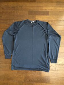 トレーニングシャツ