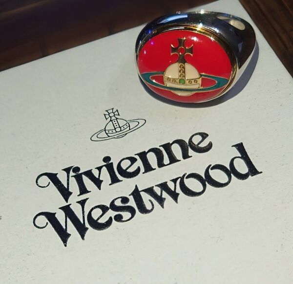 Vivienne Westwood ヴィヴィアンウエストウッド エナメルボタン リング【復刻】