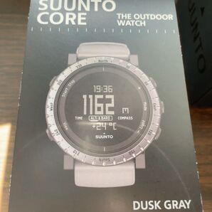 SUUNTO CORE DUSK GRAY スント 限定品 定価36190円税別 アウトドア 登山 中古 美品