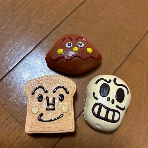 ジャムおじさんのパン工場 パンのみ 食パンマン カレーパンマン ホラーマン