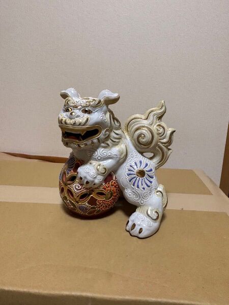 唐獅子置物 陶器 金彩