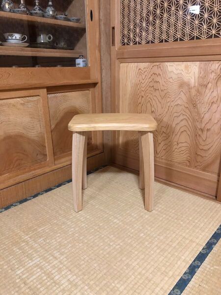 1195 建具屋58年のおじいさんの手作り木製サイドテーブル、イス、スツール サイドテーブル 花台 店舗什器 ハンドメイド 無垢材