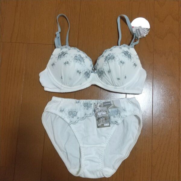 C70 ブラジャー ショーツセット