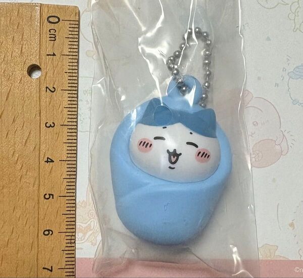 ちいかわ おくるみマスコットチャーム 「ハチワレ」ガチャ