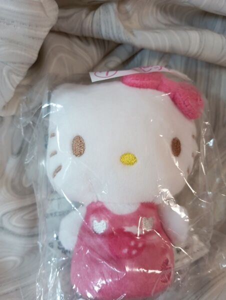 一番くじ ハローキティ ぬいぐるみキーホルダー 指人形