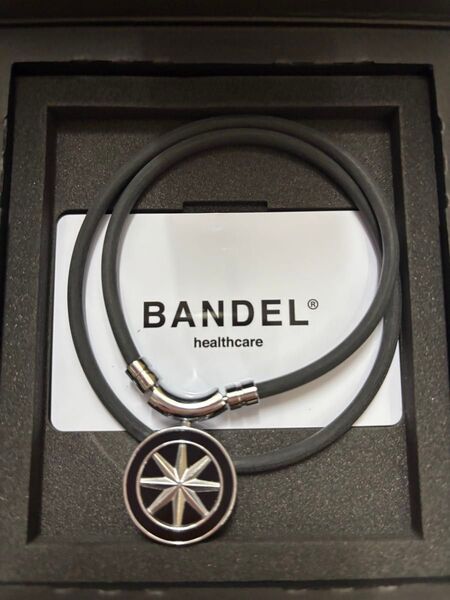 バンデル BANDEL 磁気ネックレス Earth Black×Silver47cm
