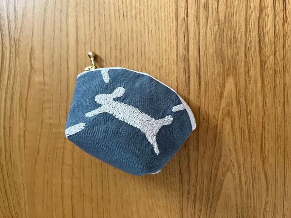 ミナペルホネン ハンドメイド マチ付きミニポーチ