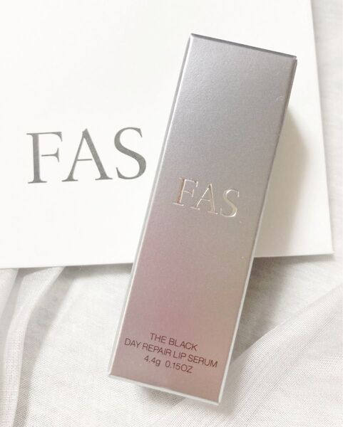 FAS ザ ブラック デイ リペア リップセラム 01 ザ ブラッド〈リップ用美容液〉4.4g