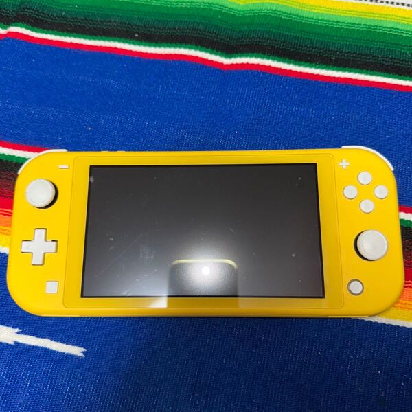 Nintendo Switch Lite 本体