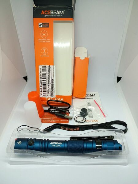 ACEBEAM TAC 2AA ブルー LEDライト 懐中電灯 動作チェックのみ