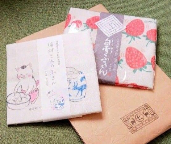 白雪ふきん 猫村さん、イチゴ2枚セット。 新品未使用。