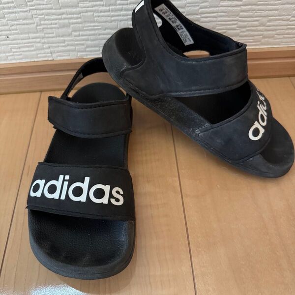 アディダス サンダル 19.0cm ブラック 黒 adidas 19cm