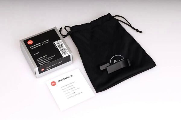 【新品、元箱付き】 LEICA ライカ M11用 サムレスト ブラック 純正 24030