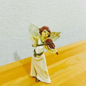 スクラッチが当たった金運アップの置物 バイオリンを弾く天使の置き物 天使の置物 アンティーク