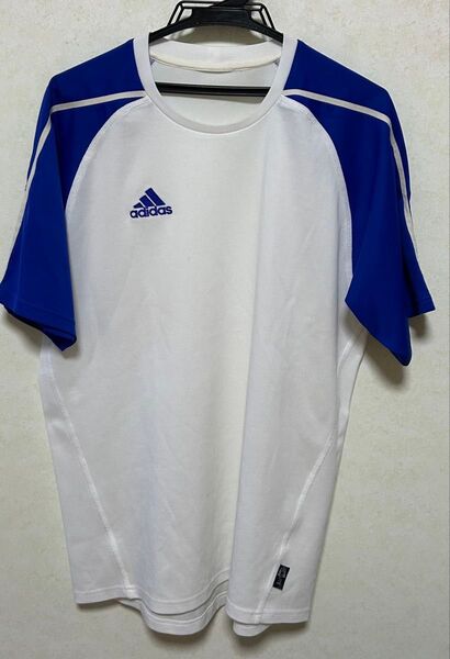 アディダス 半袖Tシャツ
